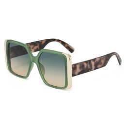 New cross-border fashion big frame retro square sunglasses women's personality outdoor sports street photography men's sunglasses - Green framed green