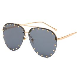 Frameless Sunglasses Cross border Punk Personality Rivets Sunglasses Fashion Toad Sunglasses - Gold framed grey chip